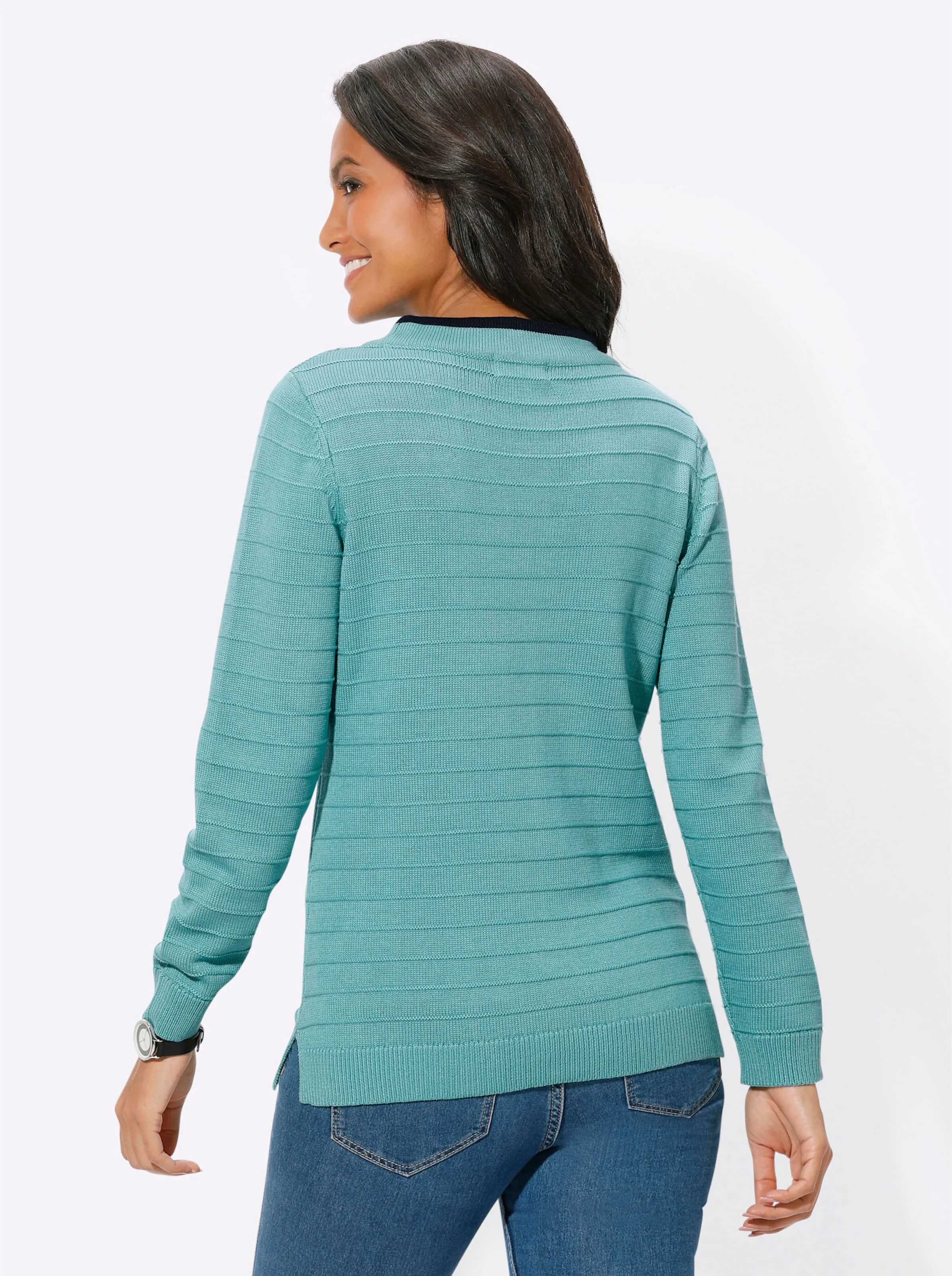 Pullover in ozean